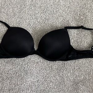 Victoria's Secret Elegant Black Bra